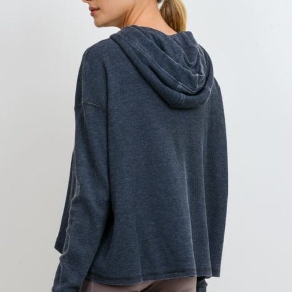 Waffle fabric Hoodie - Picture 4 of 6